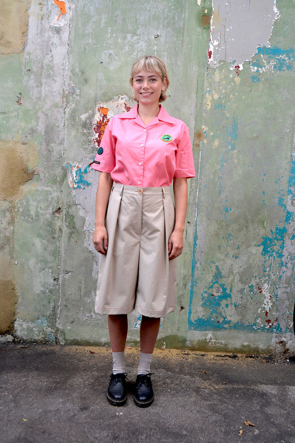 BIG PLEAT SHORT WITH WAIST ADJUSTERS: COTTON - STONE