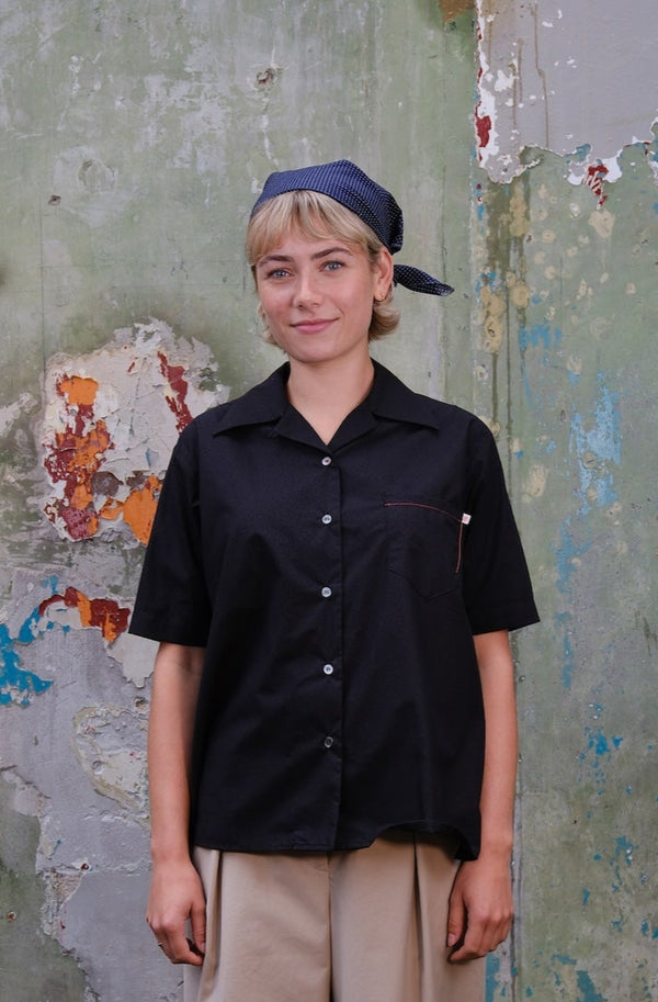 SHORT-SLEEVE SHIRT IN 'PUNCTURED' SWISS COTTON - BLACK